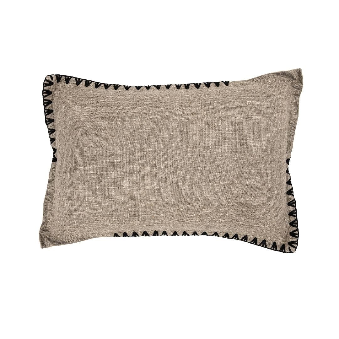Zoco Home Decor/Textile/Cushions Amaira Rectangular Cushion Piping Detail Black | 60x40cm