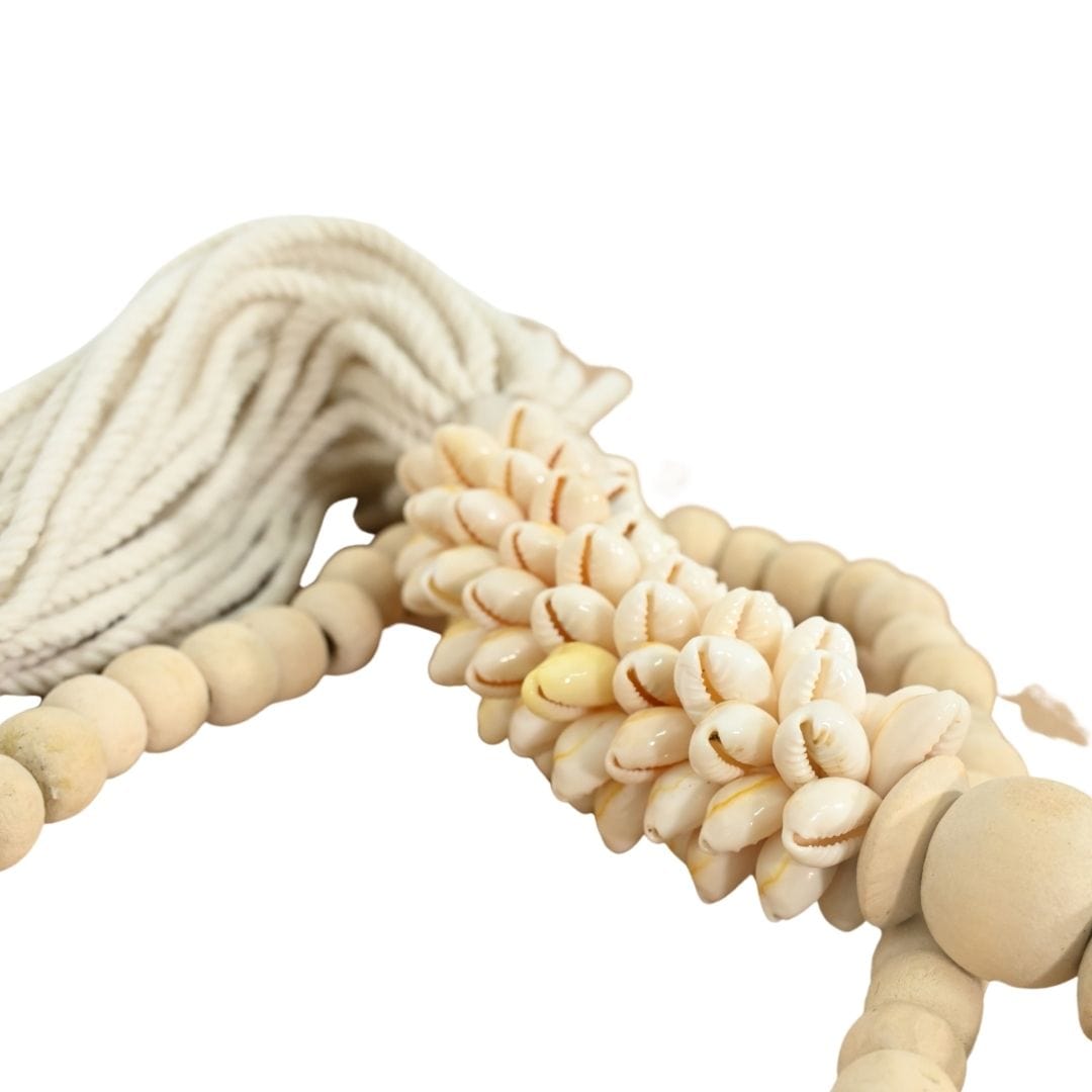 Zoco Home Decor/Accessories Beaded Tassel with Seashell | White