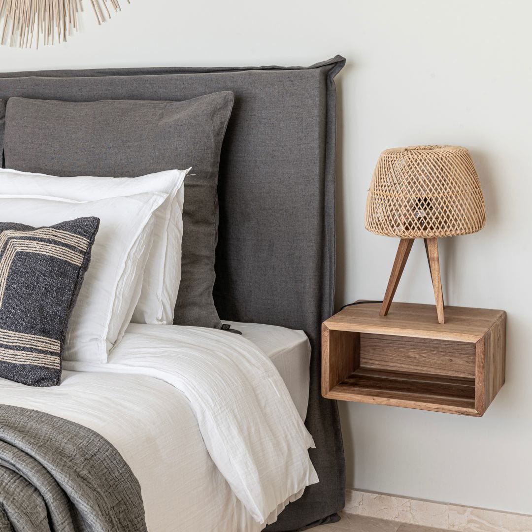 Zoco Home Furniture/Table Kayu Floating Night Stand