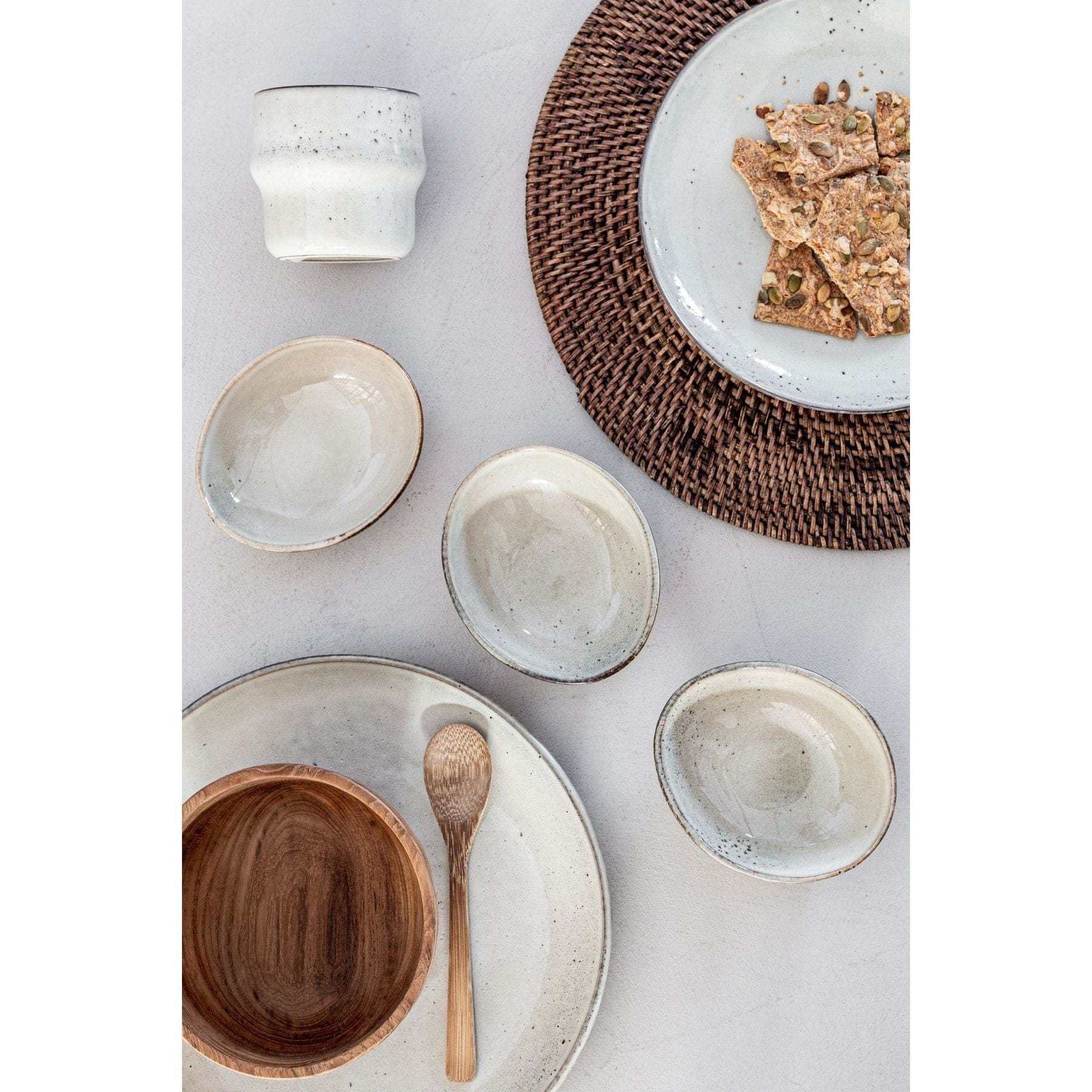 Zoco Home Decor/Kitchen Lake Stoneware Plate | Grey 27x3.5cm