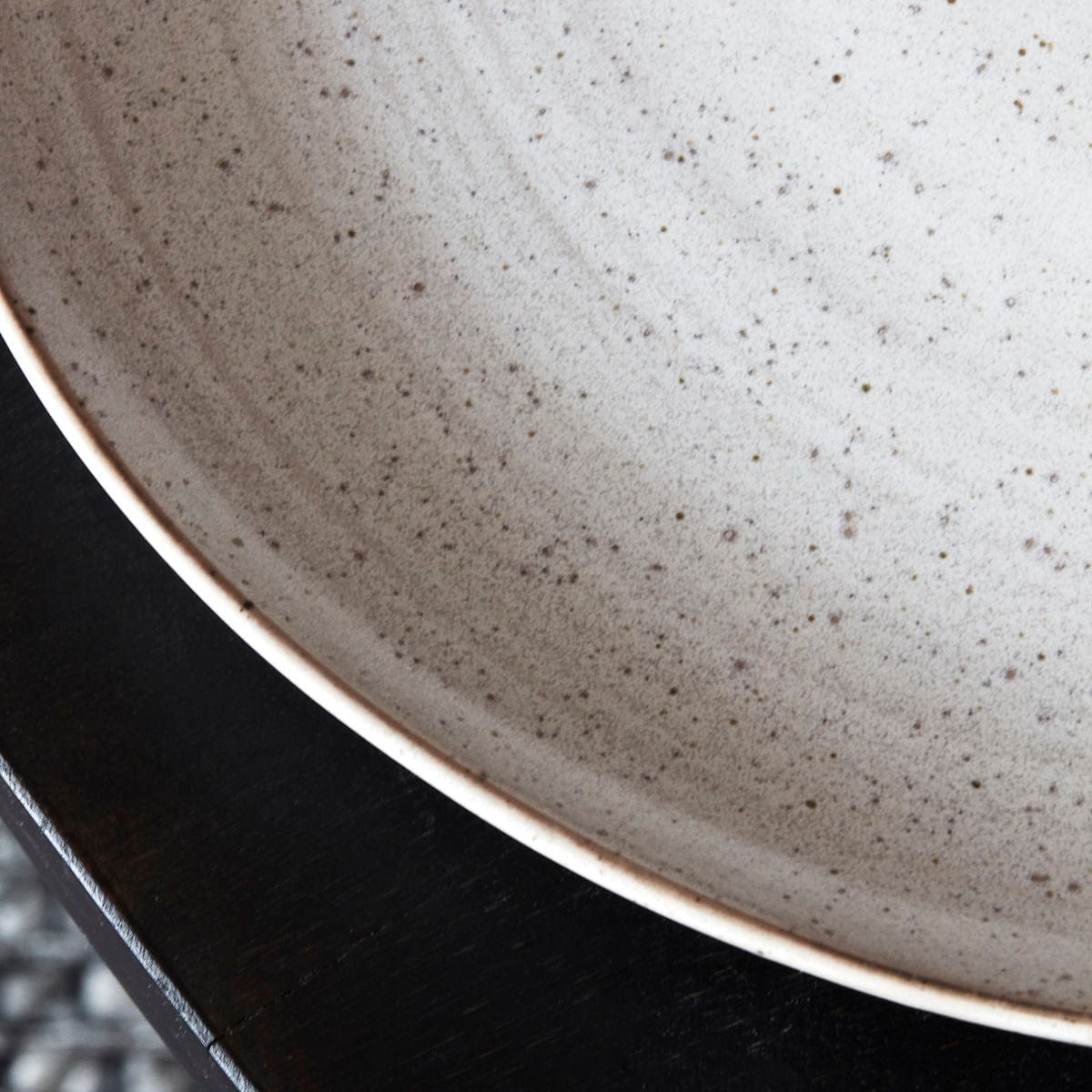 Zoco Home Decor/Kitchen Pion Stoneware Dinner Plate | White/Grey 28.5x3.5cm