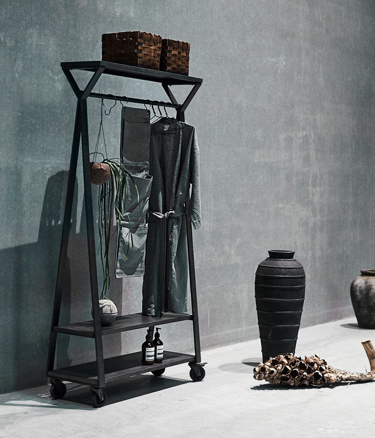 Zoco Home Tulum Clothes Rack | Black 100x40x185cm