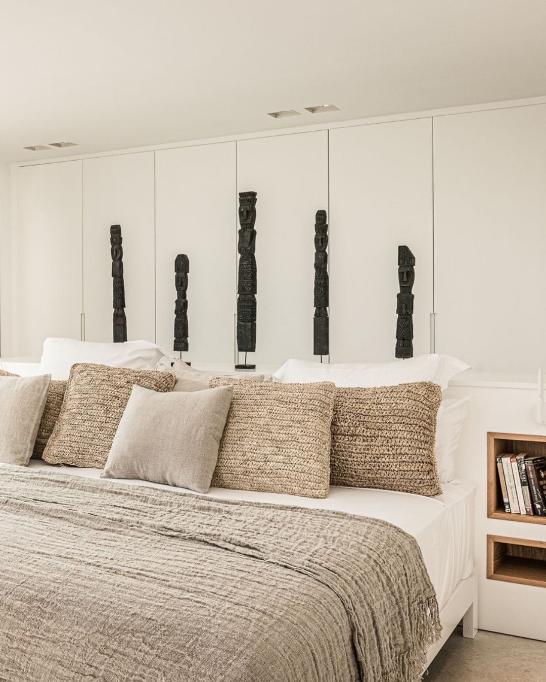 Zoco Home Decor/Accessories Wooden Sumba Statue | Black 40-50 cm