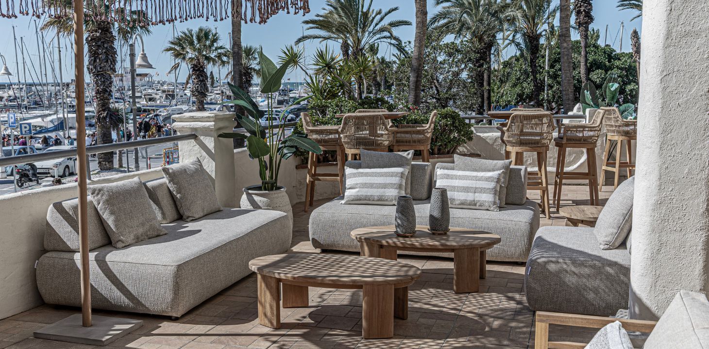 Café Soleil: un club de playa en la Costa del Sol de Zoco Home
