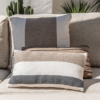 Zoco Home Coussin rectangulaire Amaira à rayures horizontales | 50 x 30 cm