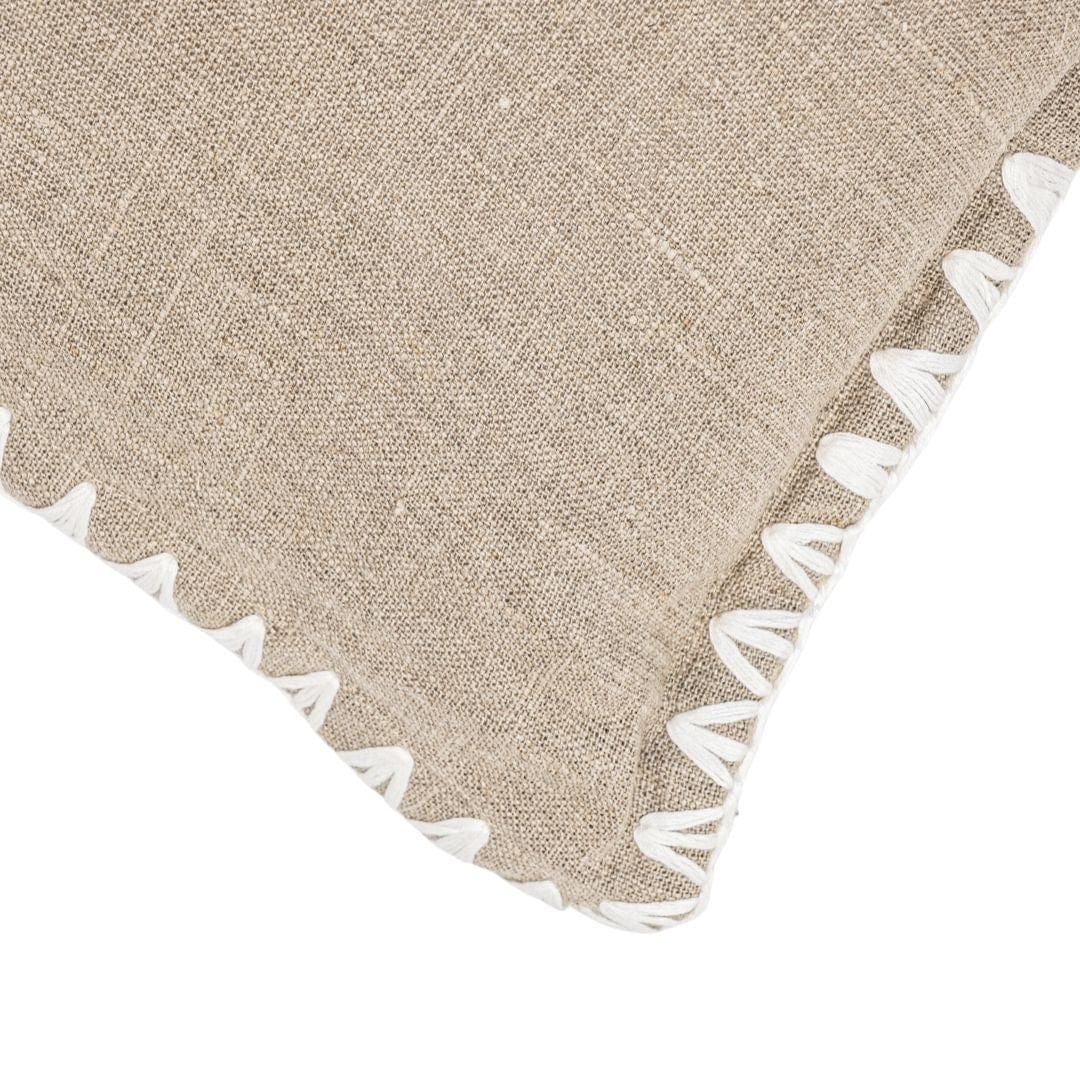 Zoco Home Decor/Textile/Cushions Amaira Rectangular Cushion Piping Detail White | 60x40cm