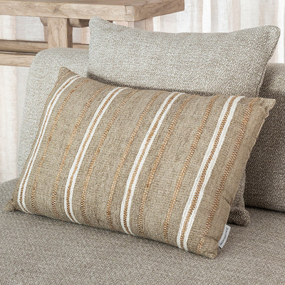 Zoco Home Amaira Rechteckiges Kissen mit vertikalen Streifen | 60 x 40 cm