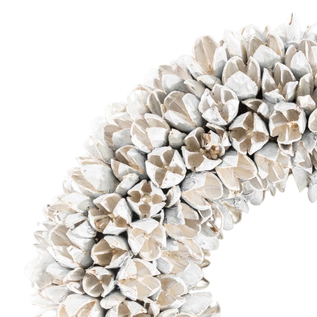 Zoco Home Decor/Christmas Bakuli Christmas Wreath | White