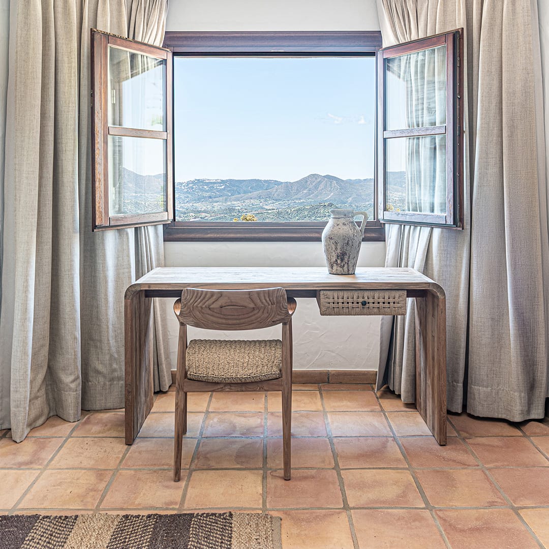 Zoco Home Furniture/Tables/Desks Fern desk