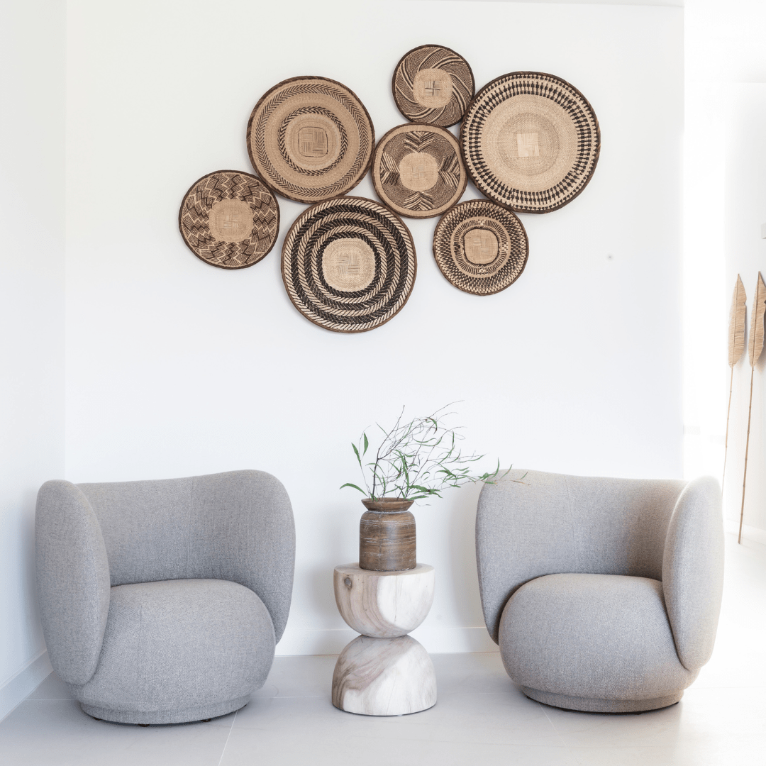 Zoco Home Furniture/Table Hourglass Stool