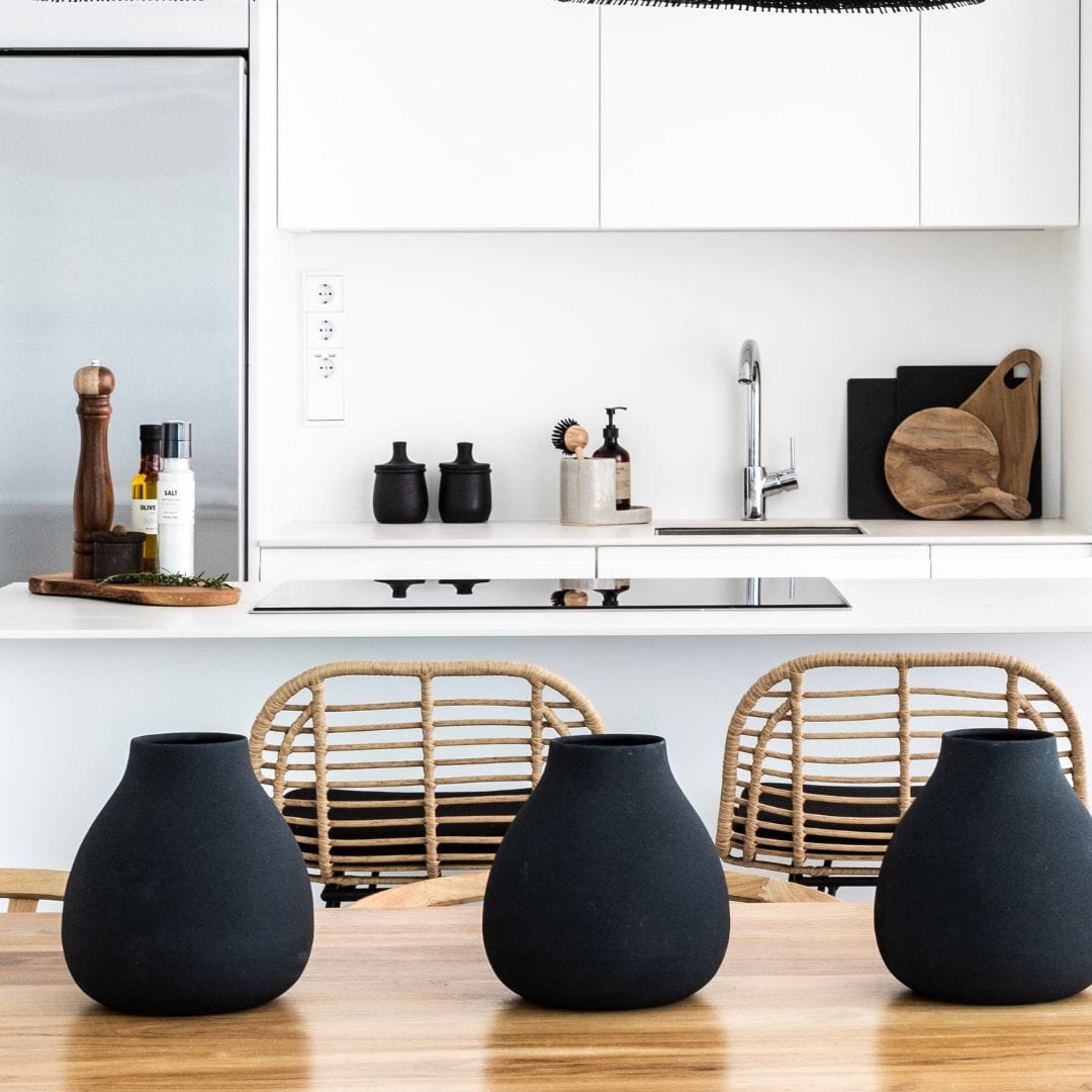 Zoco Home Decor/Accessories Mango Jar | Black 11x16.5cm