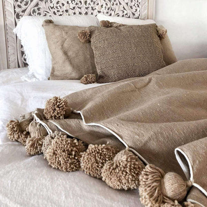Zoco Home Decor/Textile PomPom blanket | Sand