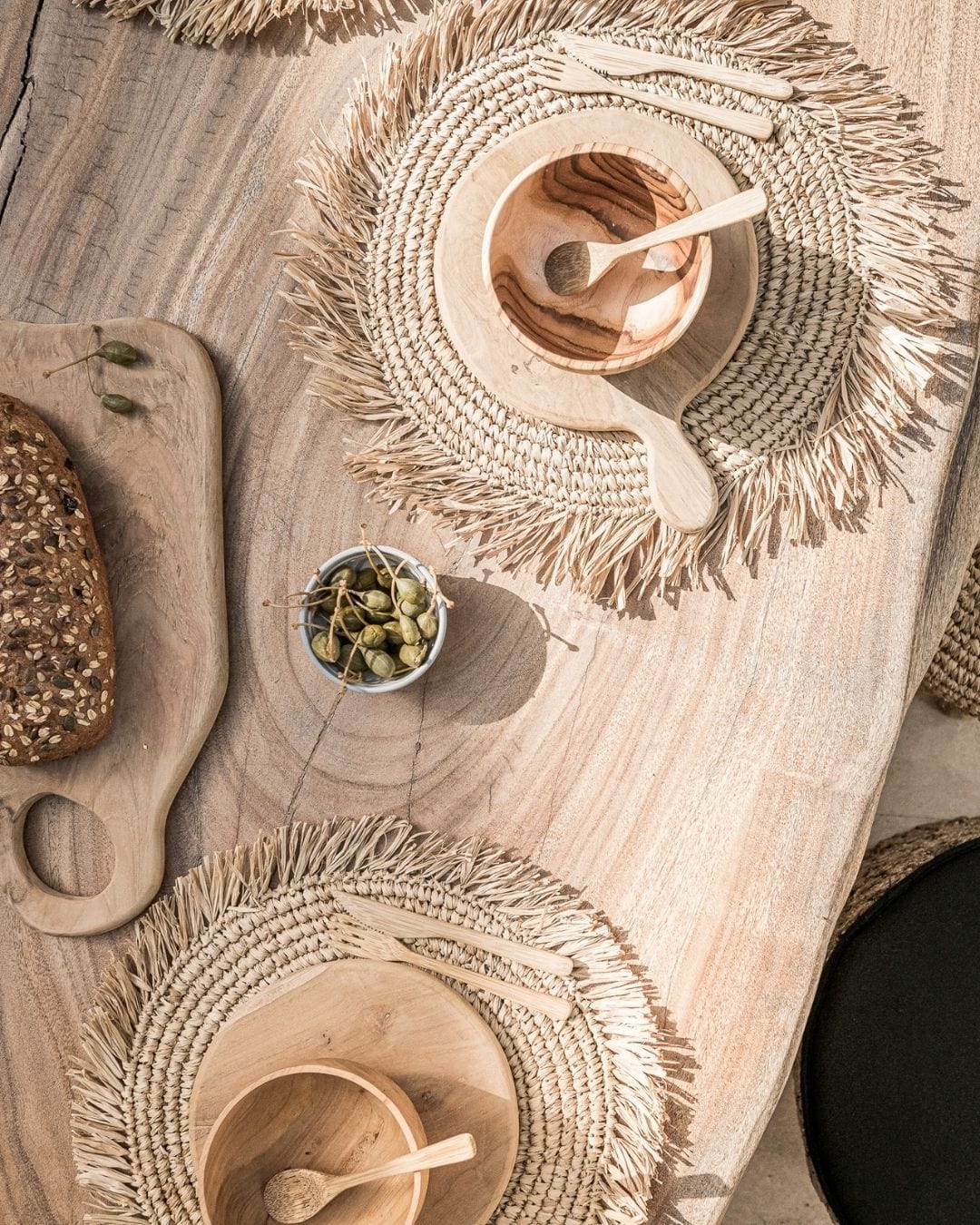 Zoco Home Raffia Table Mat