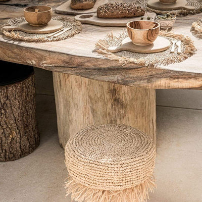 Zoco Home Decor/Kitchen Round Teak Cutting Board With Handle | 21 cm