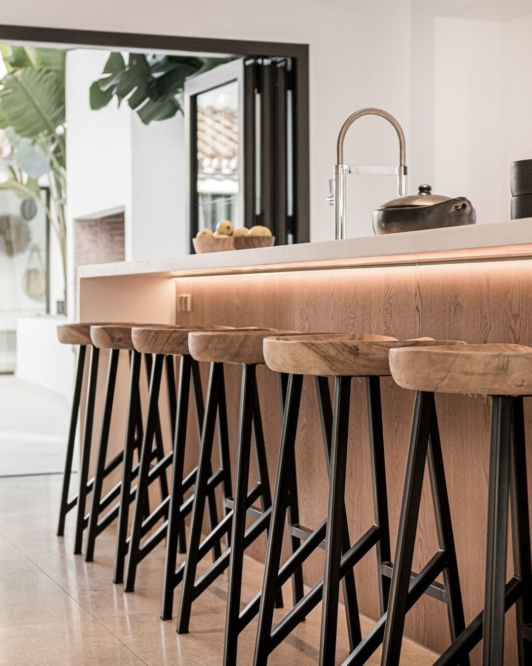 Zoco Home Furniture/Chair Suar Bar Stool | 40x36x76cm