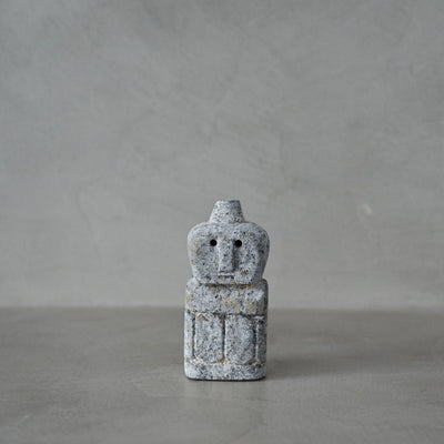 Zoco Home Statue de Sumba | Gris délavé