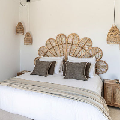 Zoco Home / Comodino in teak e rattan