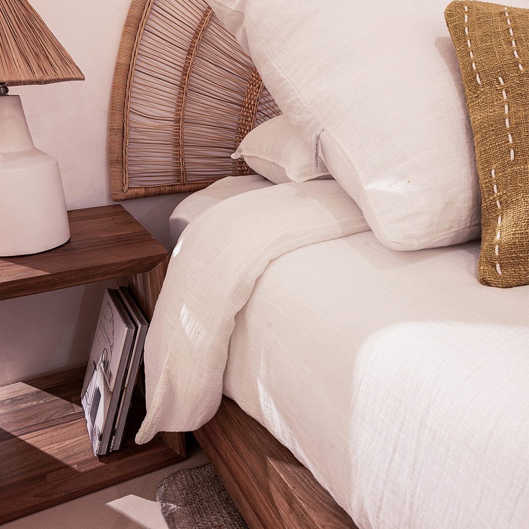 Zoco Home Furniture/Table/Side Veyra Side Table