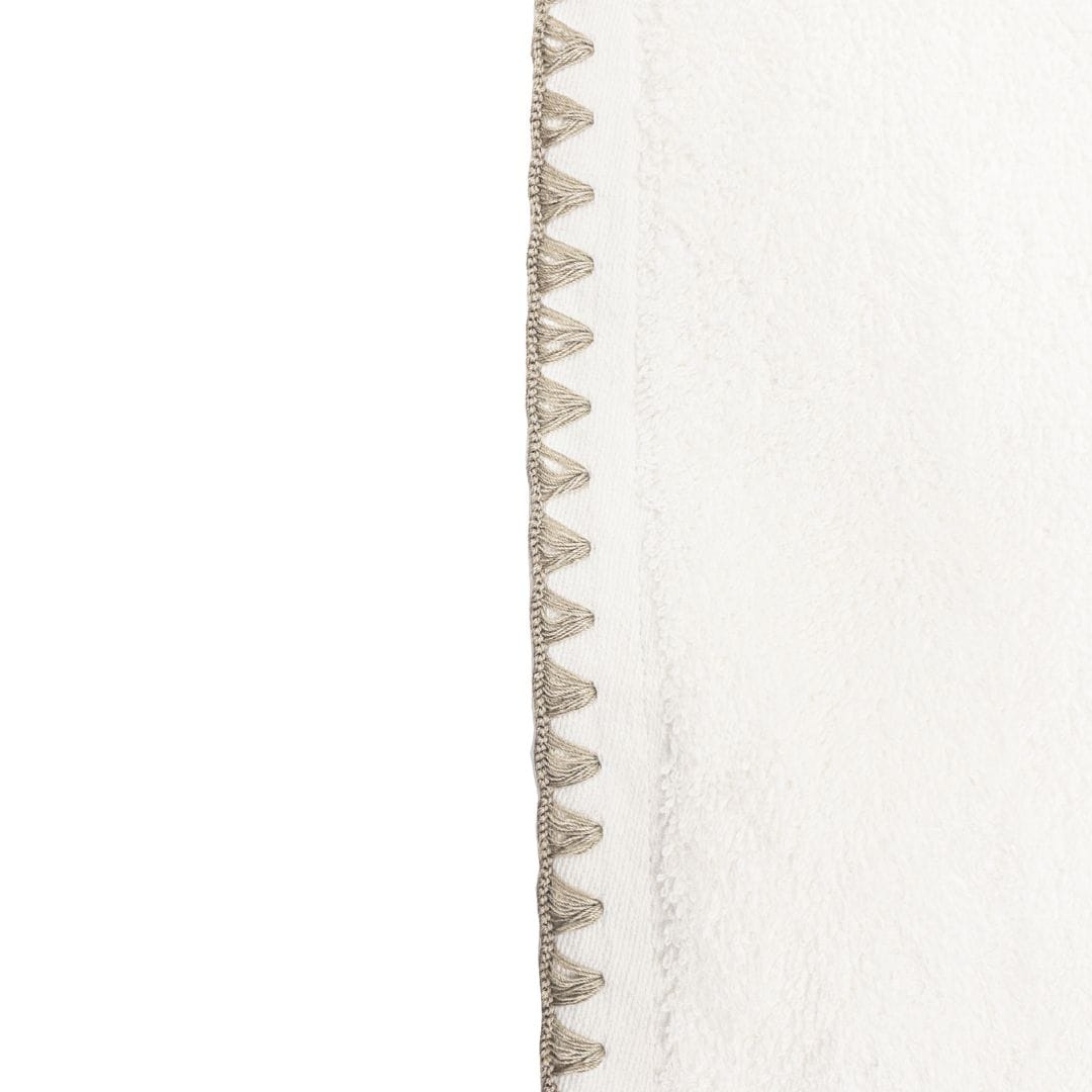 Zoco Home Decor/Textile/Towels Zen Towel | White