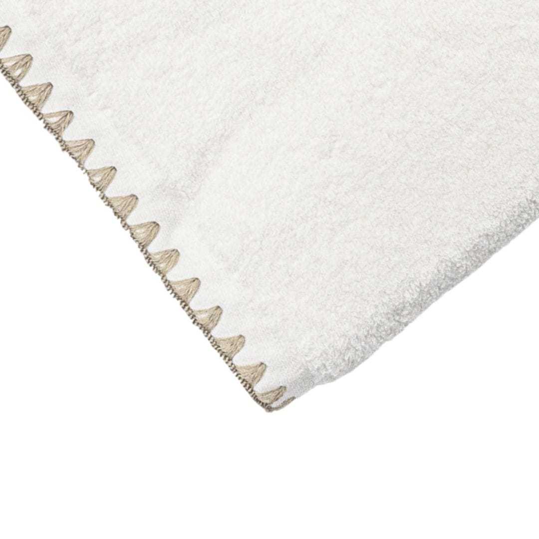 Zoco Home Decor/Textile/Towels Zen Towel | White
