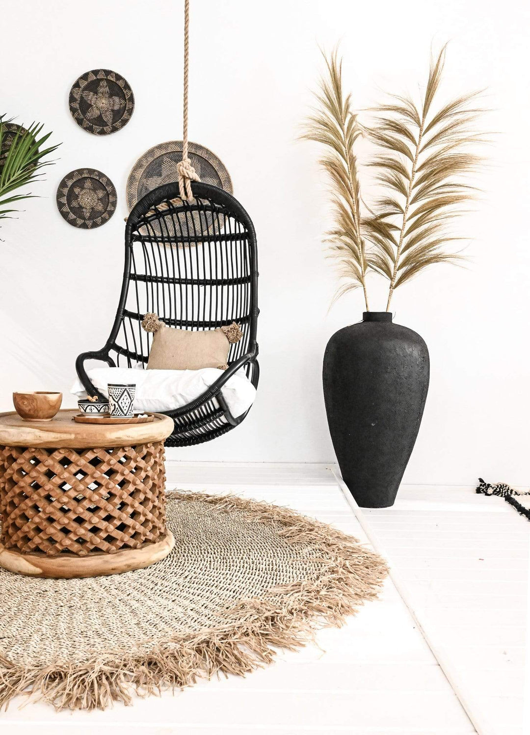 Zoco Home Furniture Black Rattan Swing Chair