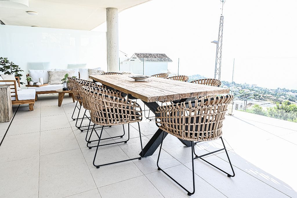 Zoco Home Furnitures Borneo Outdoor Table | Black Legs