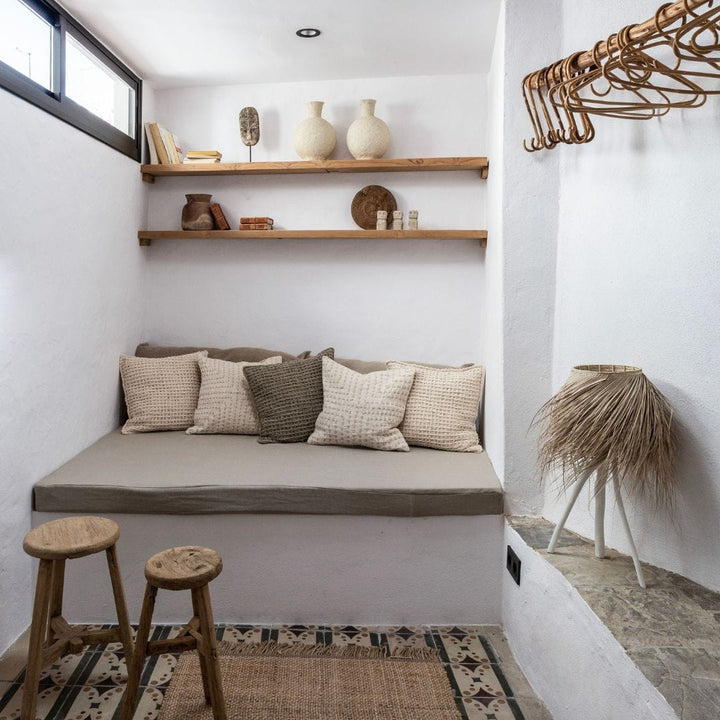 Zoco Home Furniture Dougga Table Lamp | White/Natural