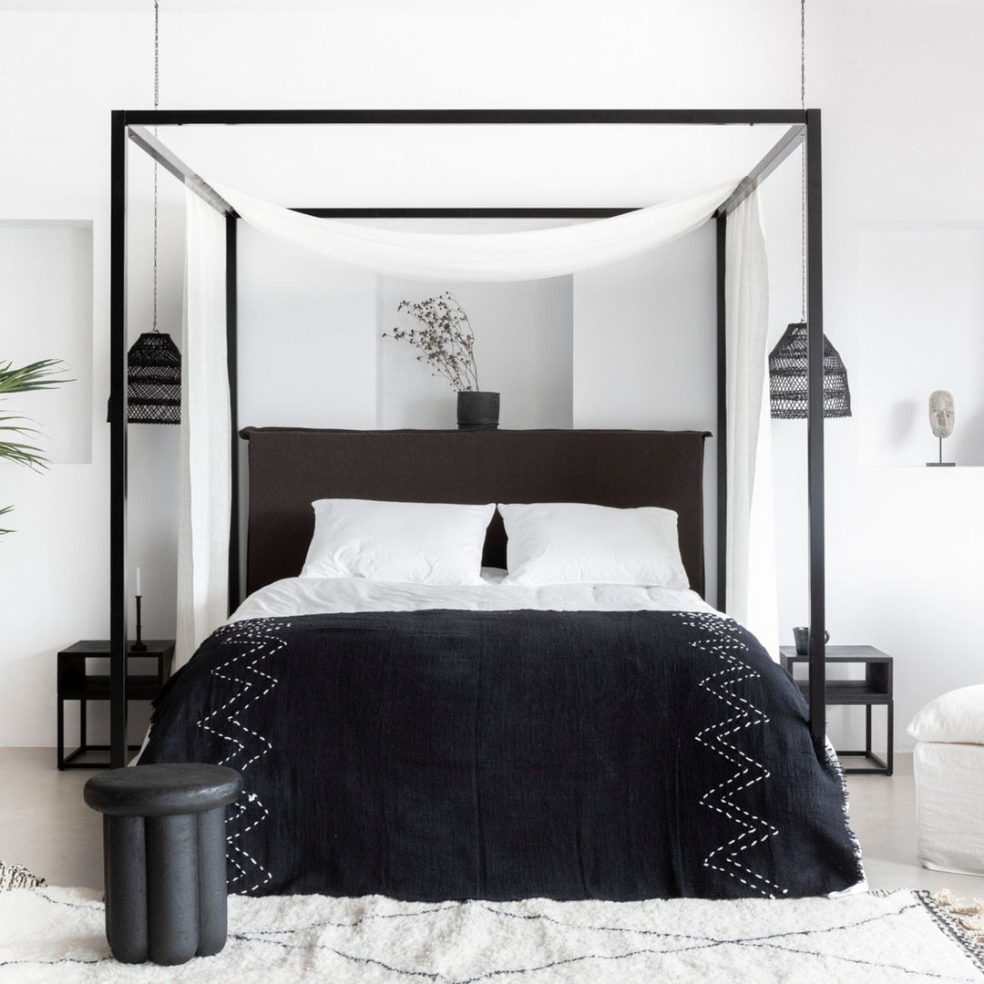 Zoco Home Furniture Phant Side Table | Black 38x43cm