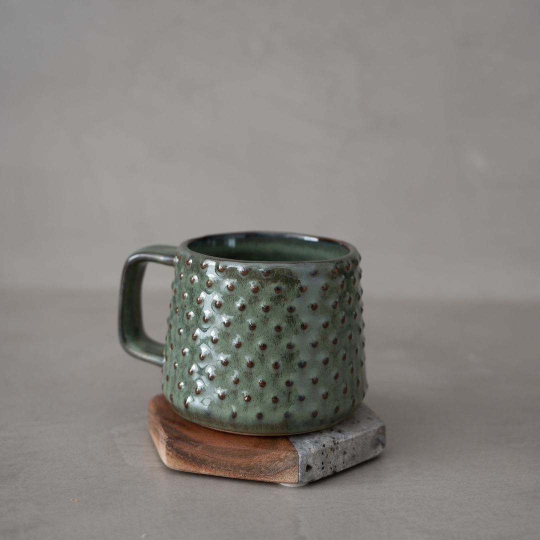Zoco Home Kitchenware Stoneware Dotted Mug | Green/Brown 9.5x8cm